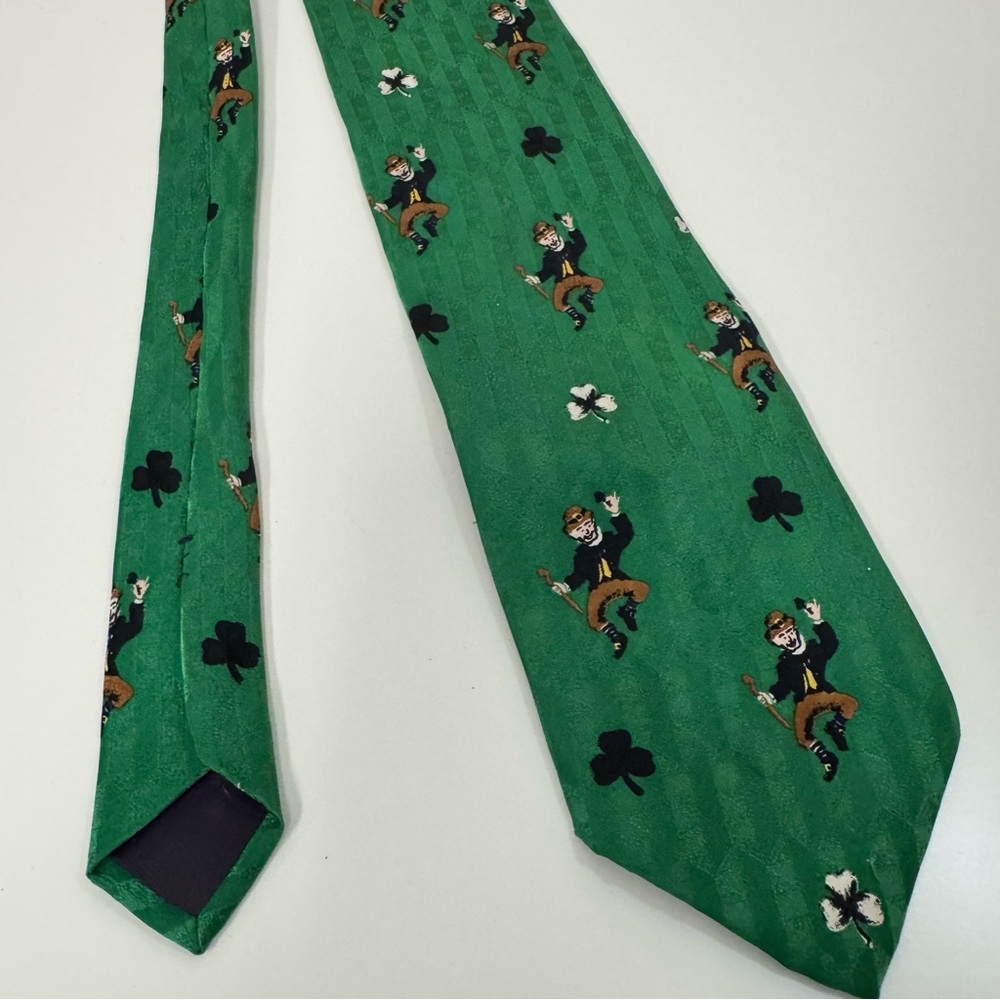 Cape Cod Neckwear St. Patrick's Day Silk Tie Dancing Leprechauns Shamrocks